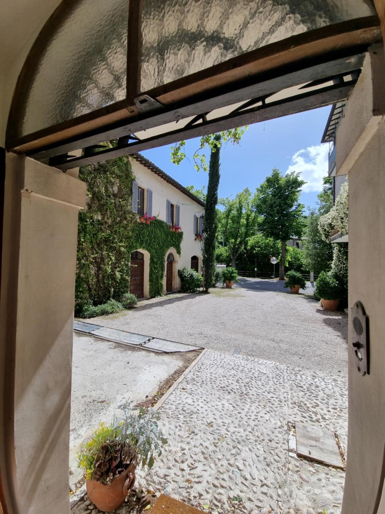 Гостевой дом Casa Zia Cianetta Residenza Di Campagna Capodacqua  Экстерьер фото